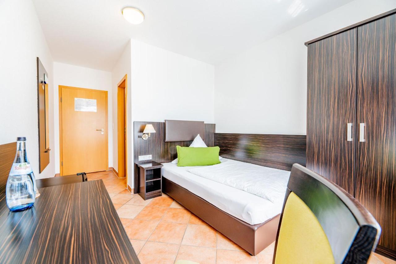 My Airport Hotel Stuttgart-Airport-Messe لينفلدن اشتردين المظهر الخارجي الصورة