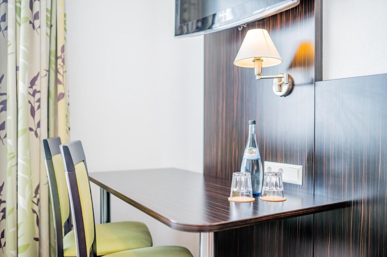 My Airport Hotel Stuttgart-Airport-Messe لينفلدن اشتردين المظهر الخارجي الصورة
